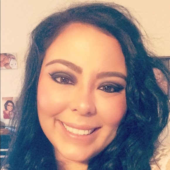 Meet your Posher, Jacqueline - Picture 1 of 1